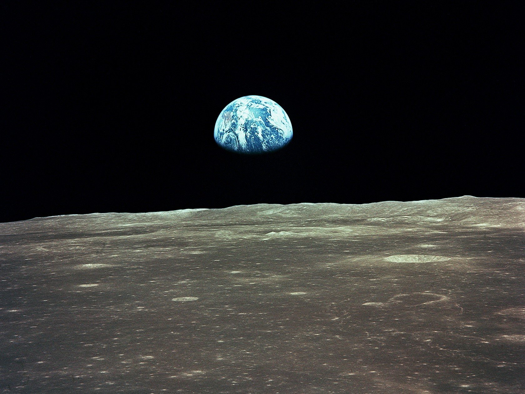 luna tierra planeta