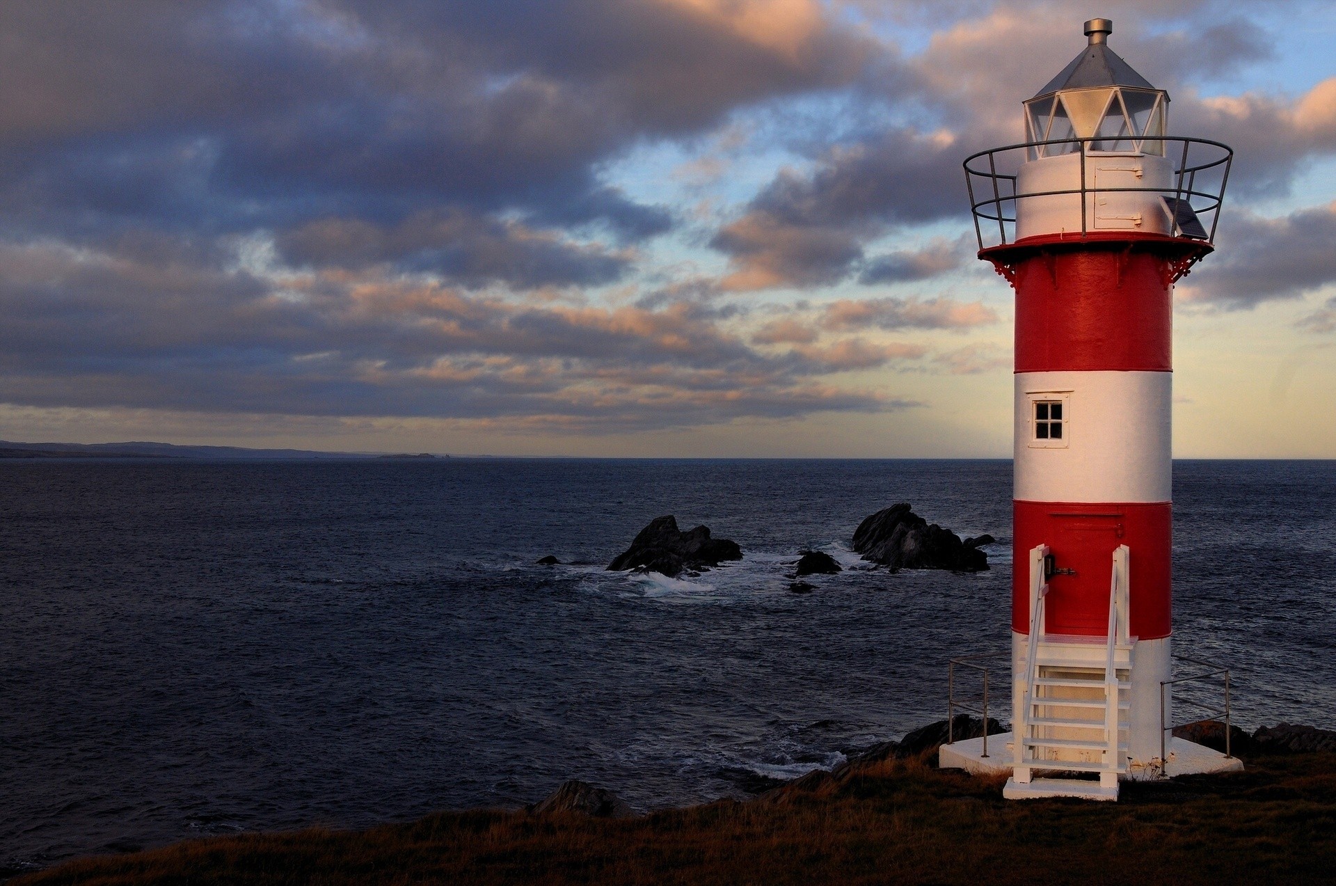 faro costa terranova e labrador oceano atlantico canada oceano rocce