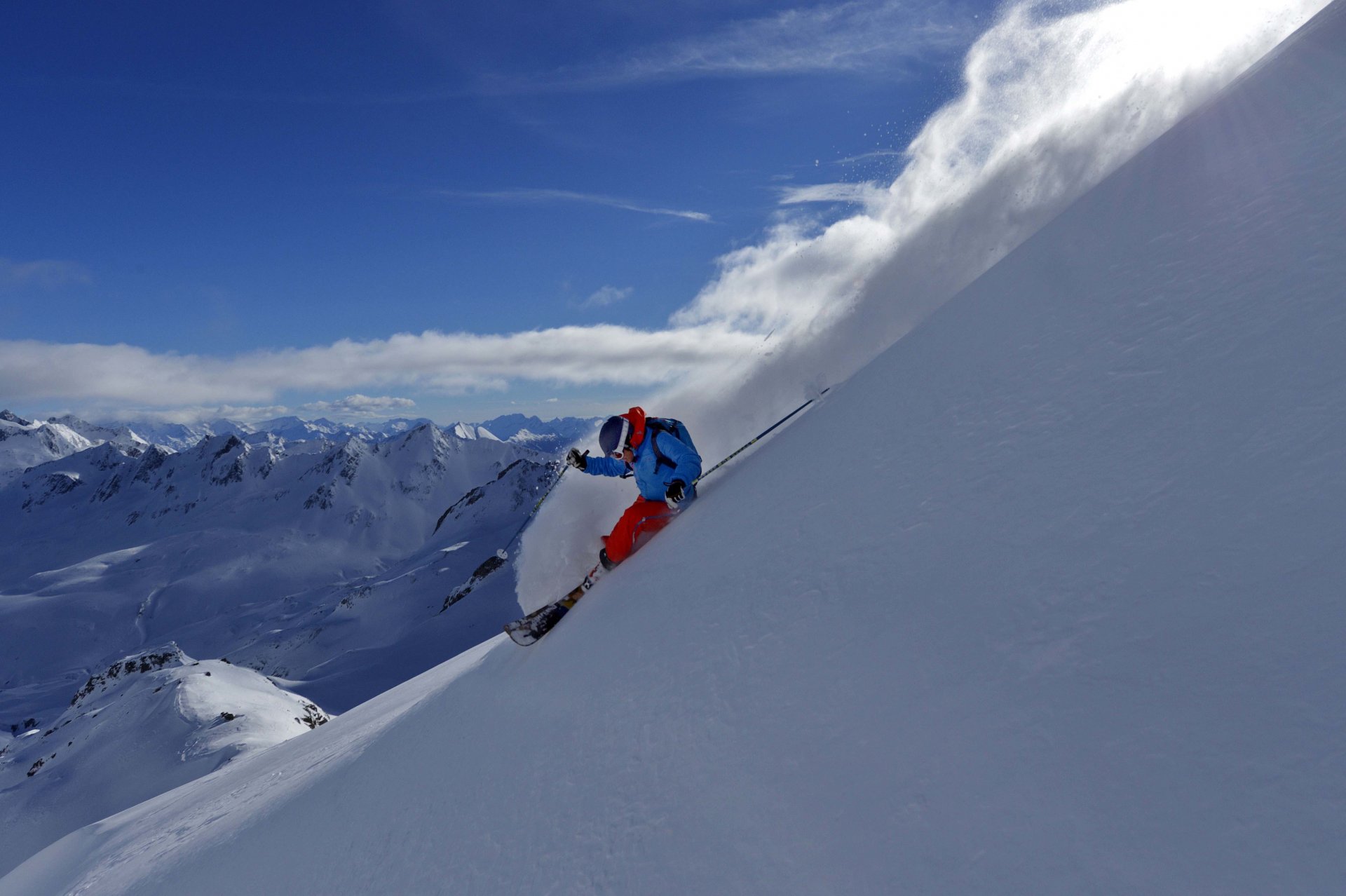 skifahren skifahrer berg schnee winter wolken himmel