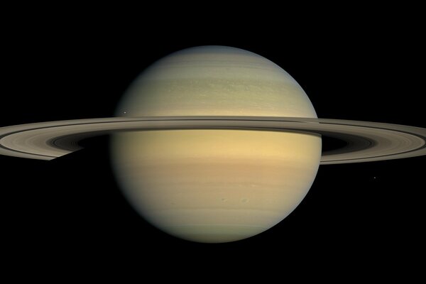 Saturn und seine Ringe. Blick aus dem Weltraum