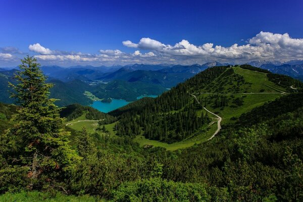 There are very beautiful lakes in Germany