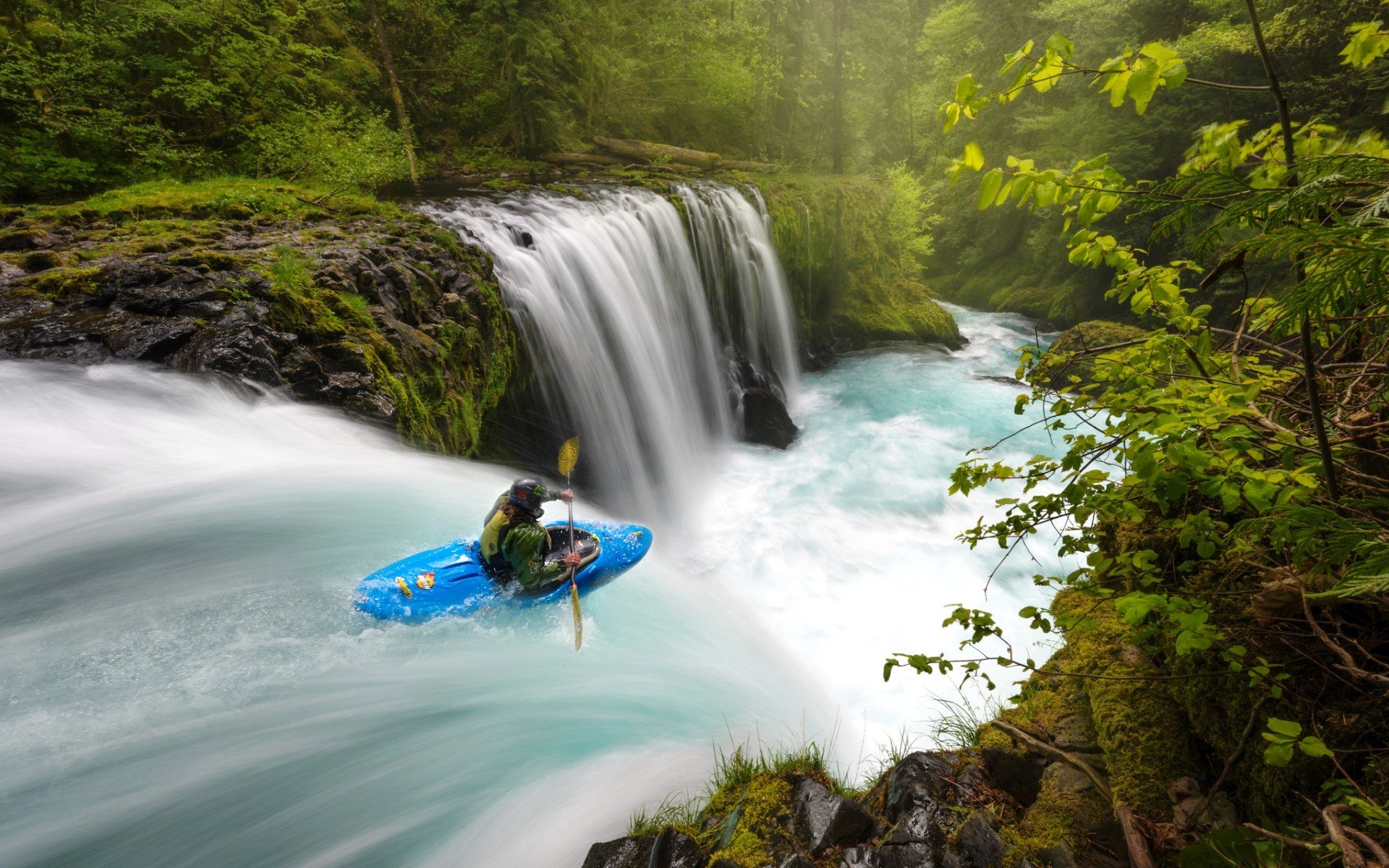 bateau rivière cascade sport