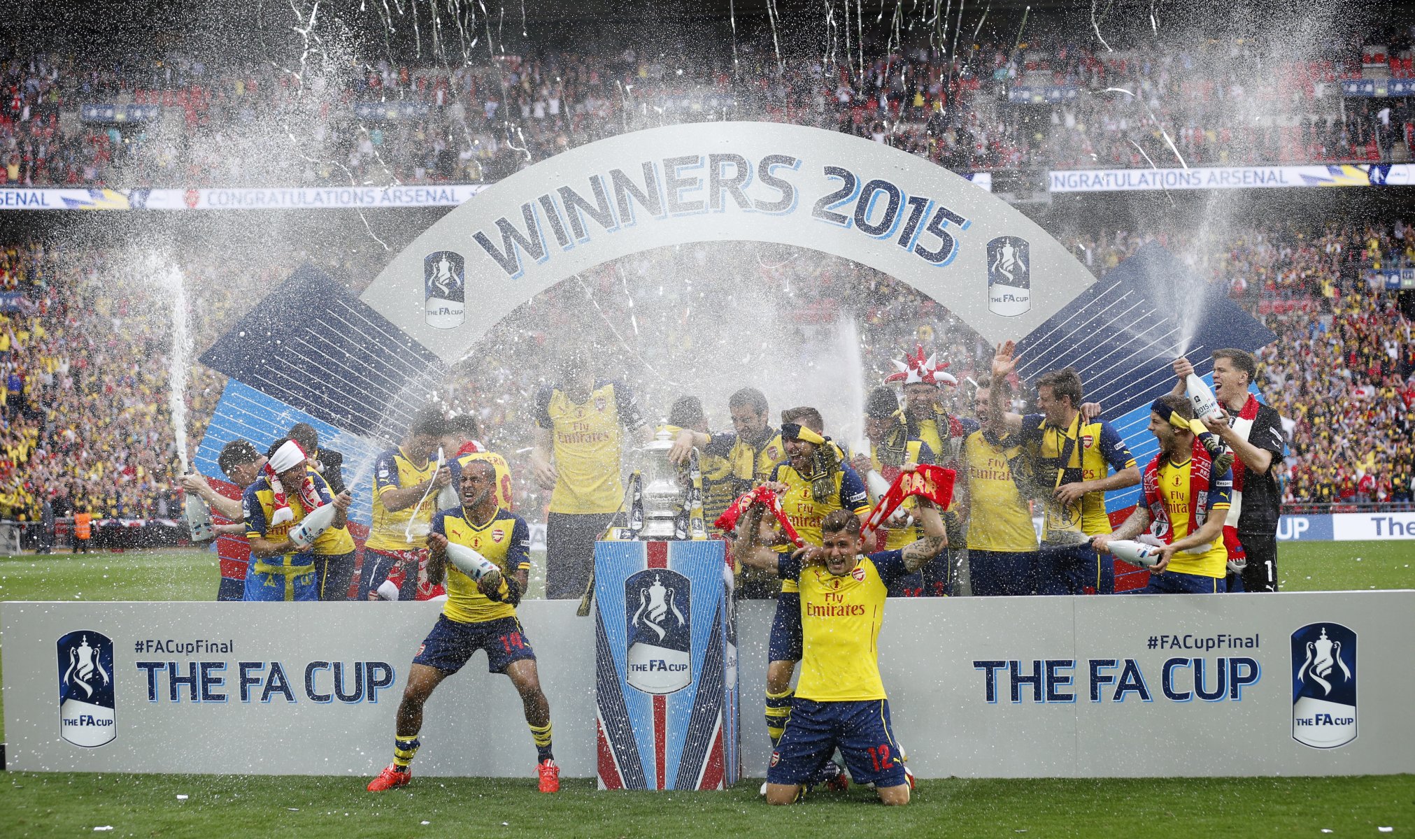 arsenal fußballverein gunners fa cup 2015 sieg tribüne hintergrund