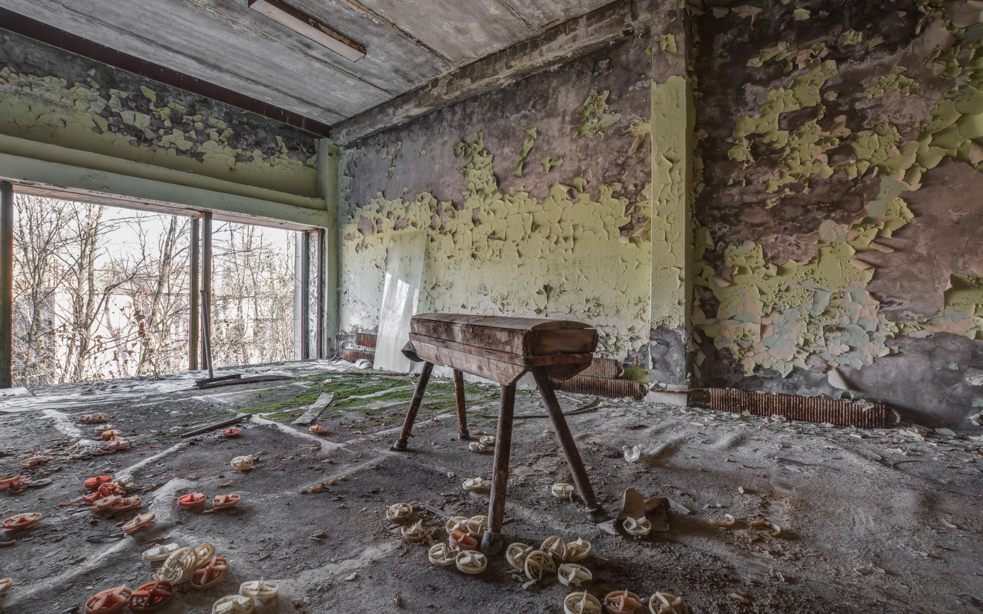 sala cavallo sport chernobyl pripyat