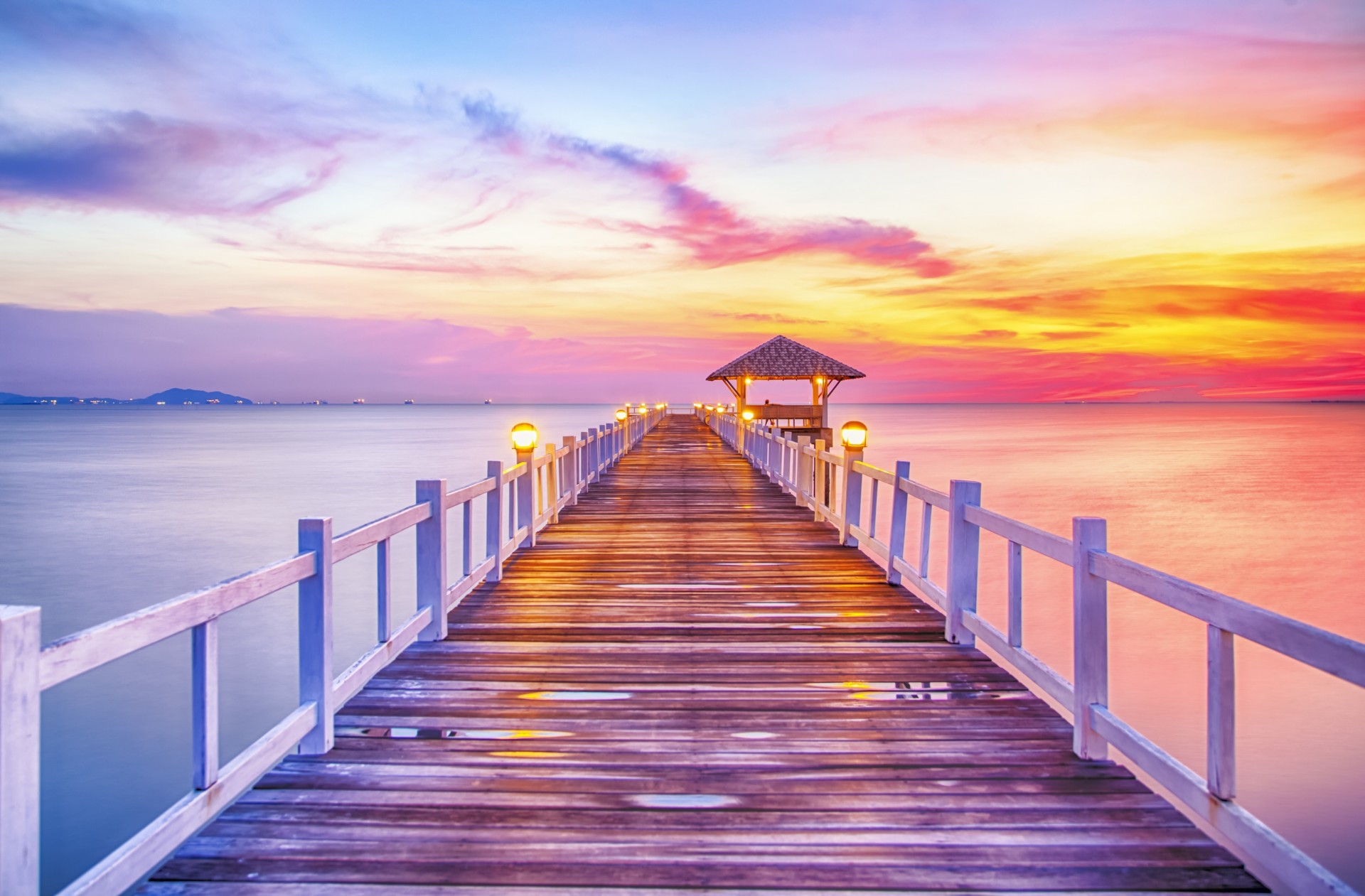 meer landschaft pier sonnenuntergang