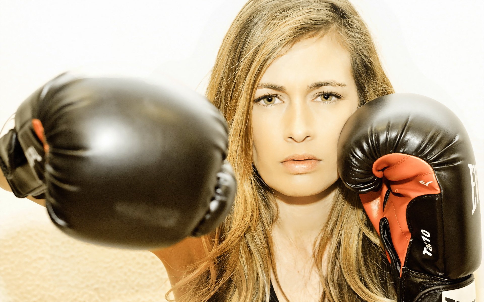 girl boxing sport