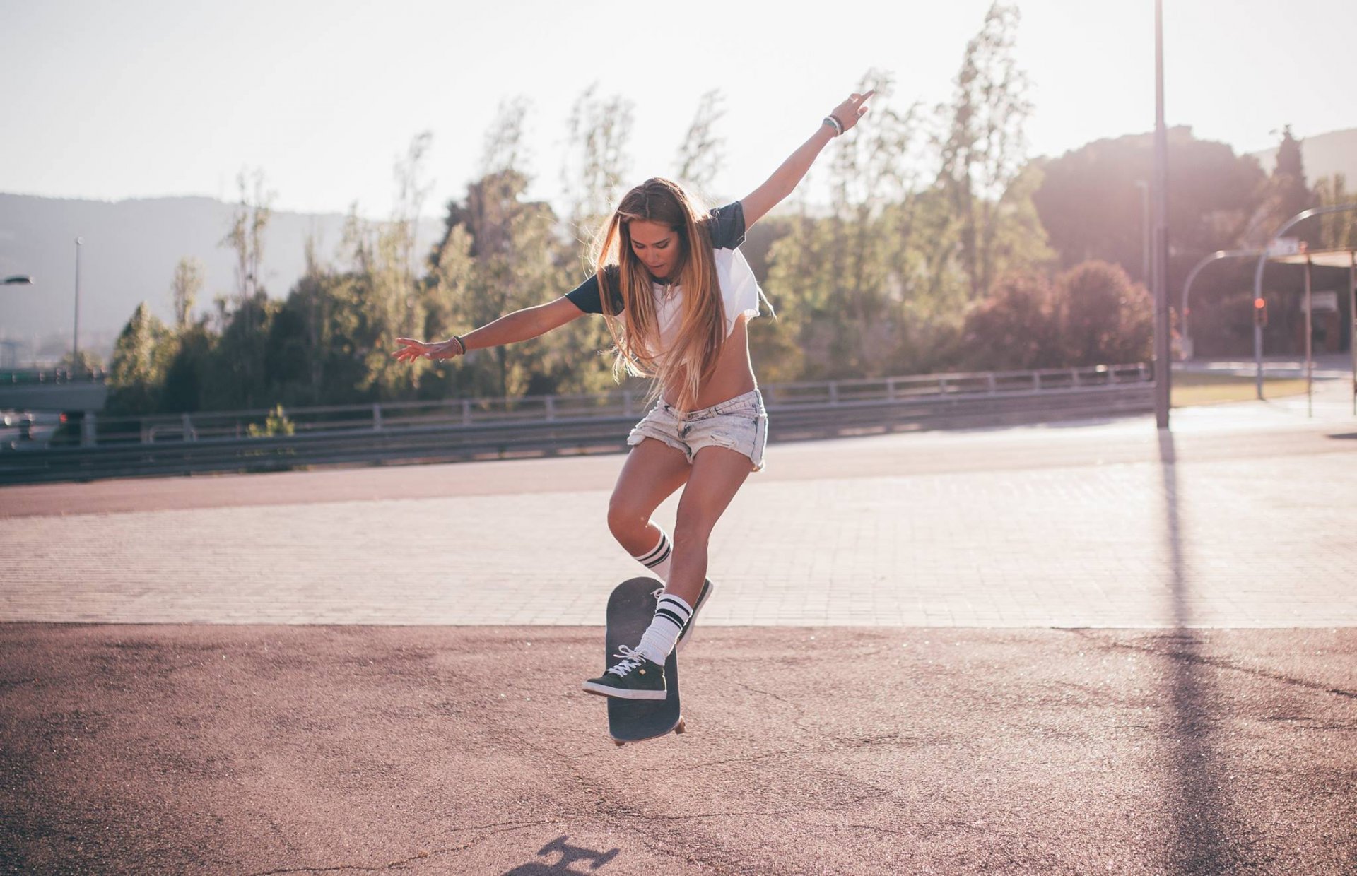 gesicht haare beine figur körper skate pose