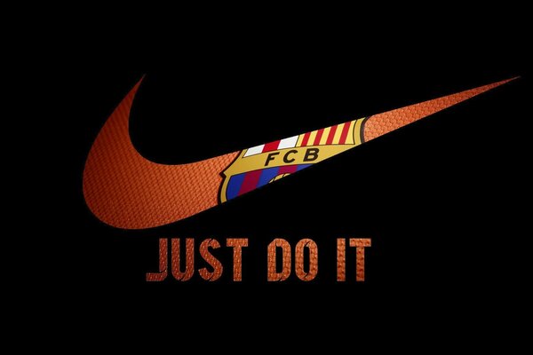 Na czarnym tle czerwony znak Nike z flagą Barcelony