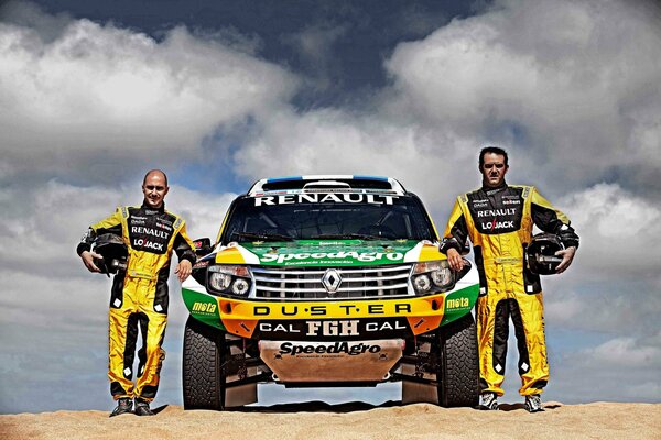 Dos pilotos en el Rally Dakar 2014