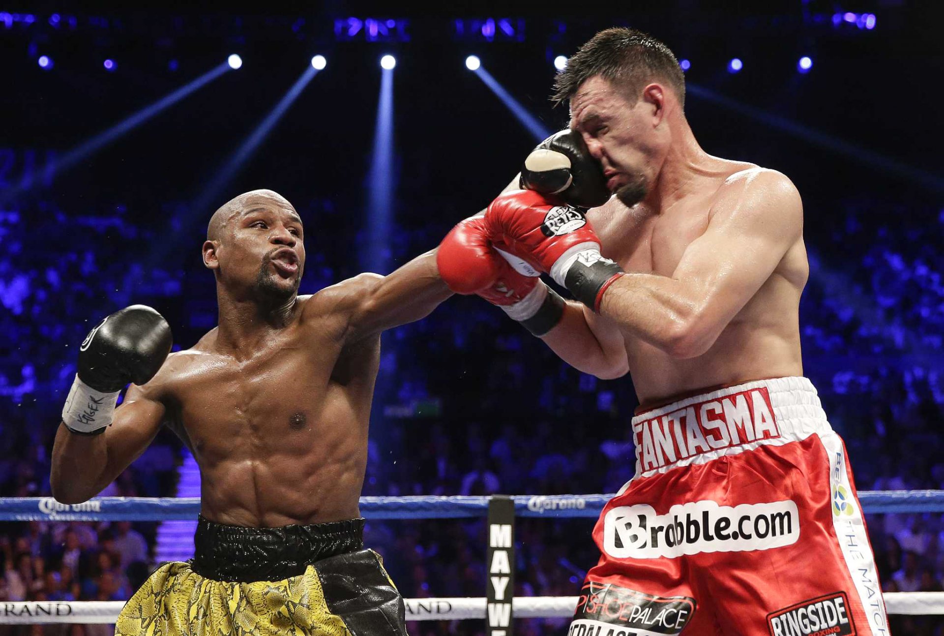 floyd mayweather robert guerrero boxe combat ring gants