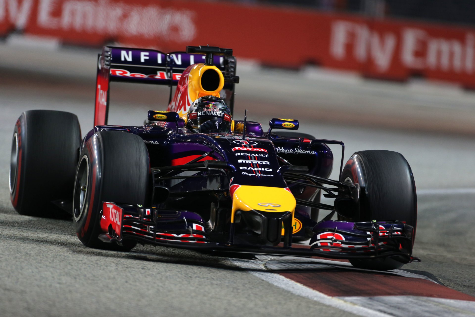 sebastian vettel f1 fahrer champion rb10 red bull formel