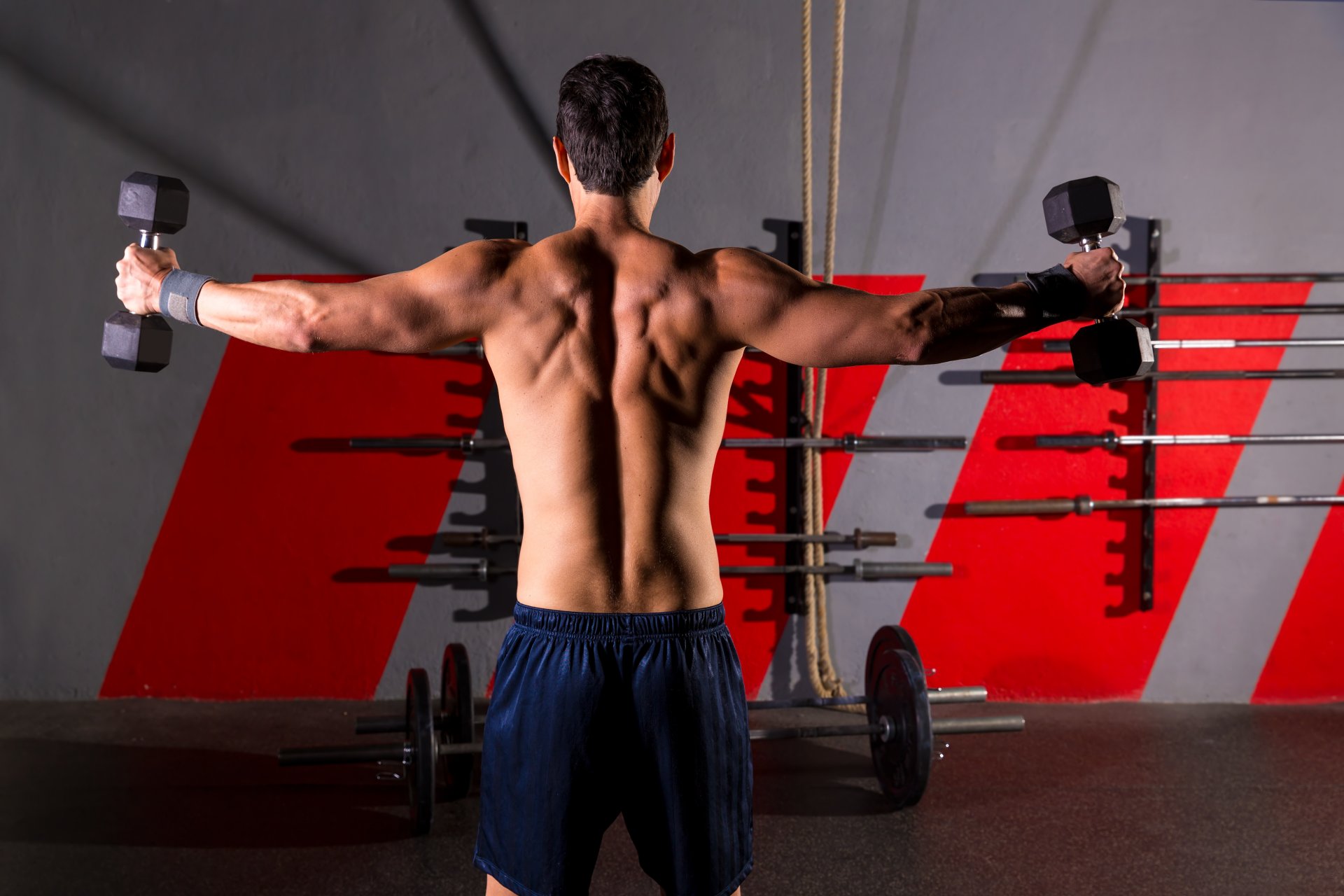 sport training kerl übung schaukeln training junge schaukeln