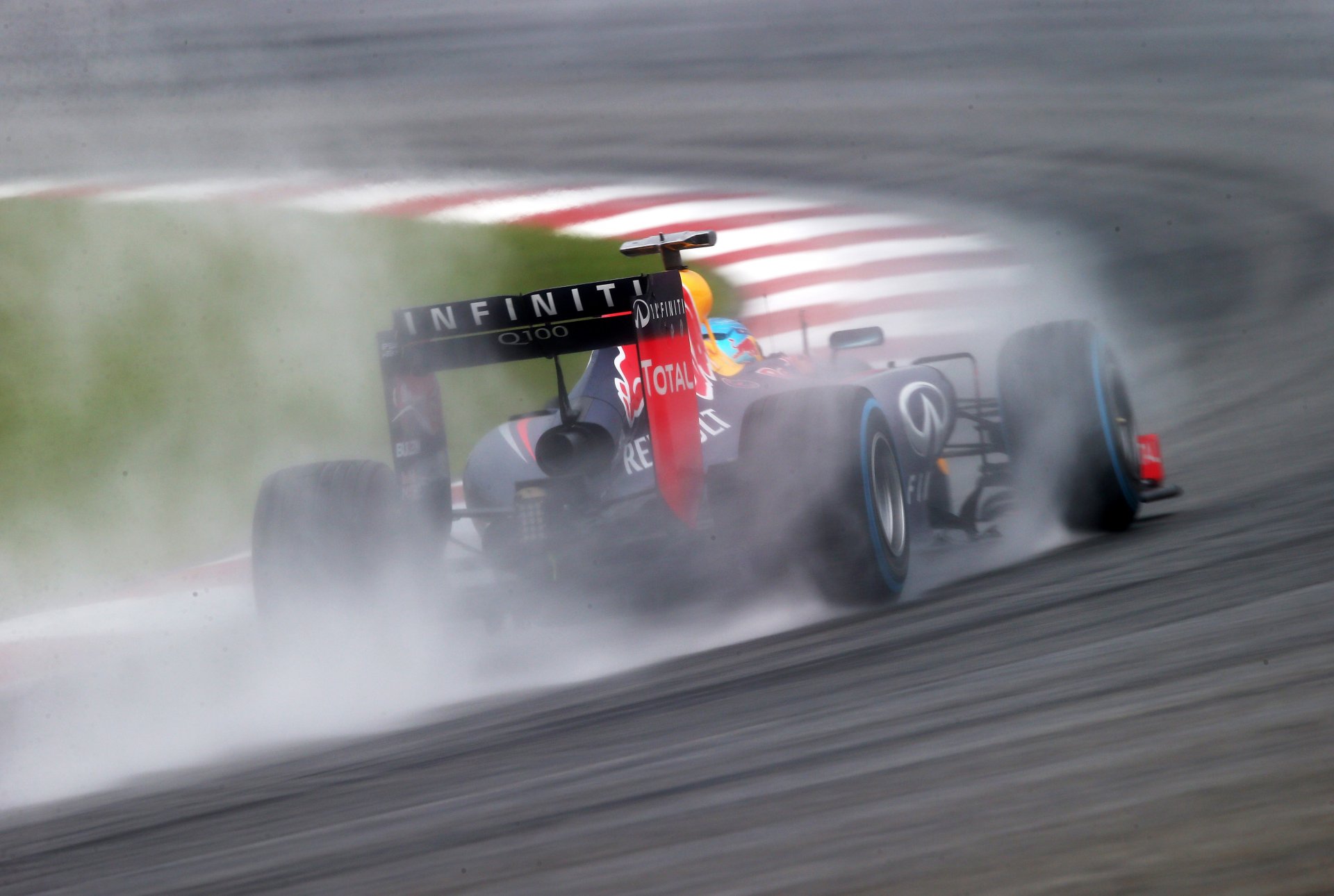 f1 toro rojo rb 10 lluvia sebastian vettel fórmula