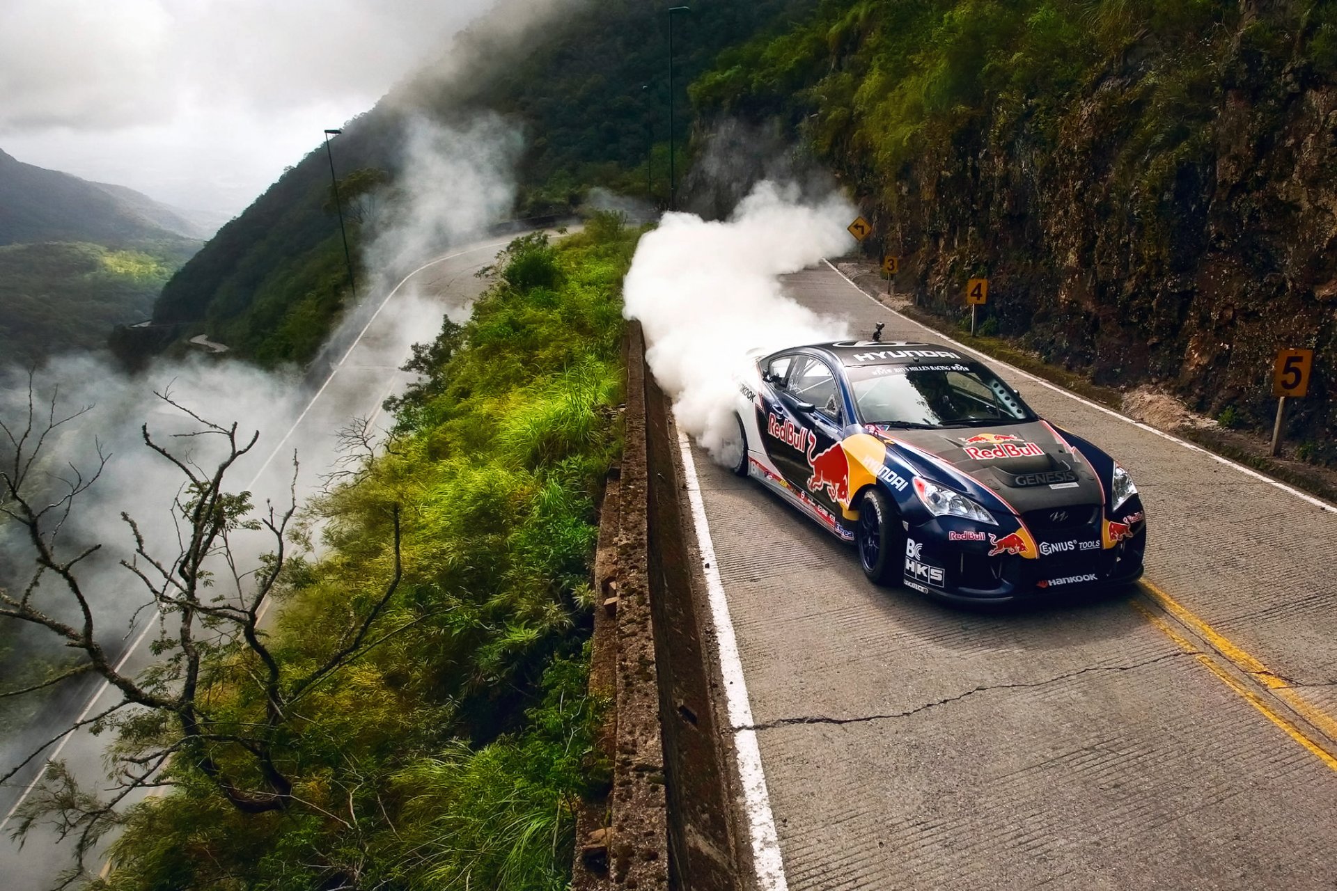 red bull drifting estremo drift brasile auto hyundai polvere fumo strada