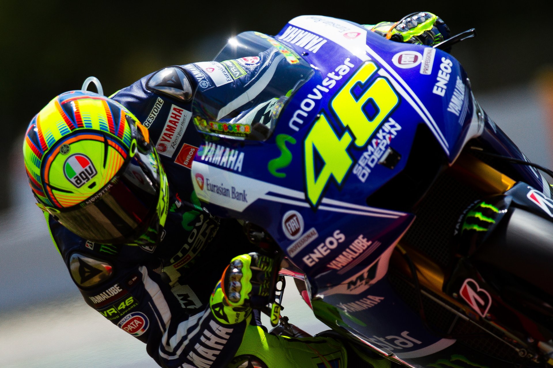 moto gp moto grand prix valentino rossi médecin yamaha factory moto grand prix moto tour coureur