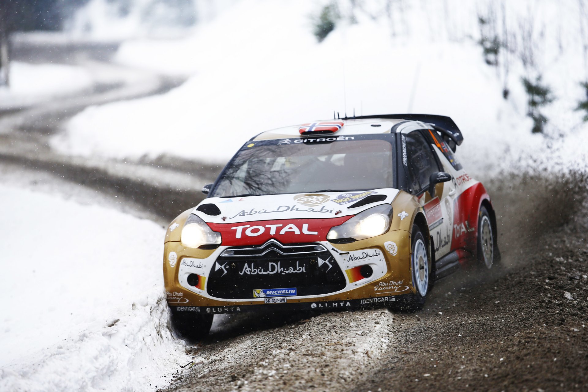 citroen ds3 wrc rallye rallye voiture sport auto avant plein hiver neige froid mads ostberg