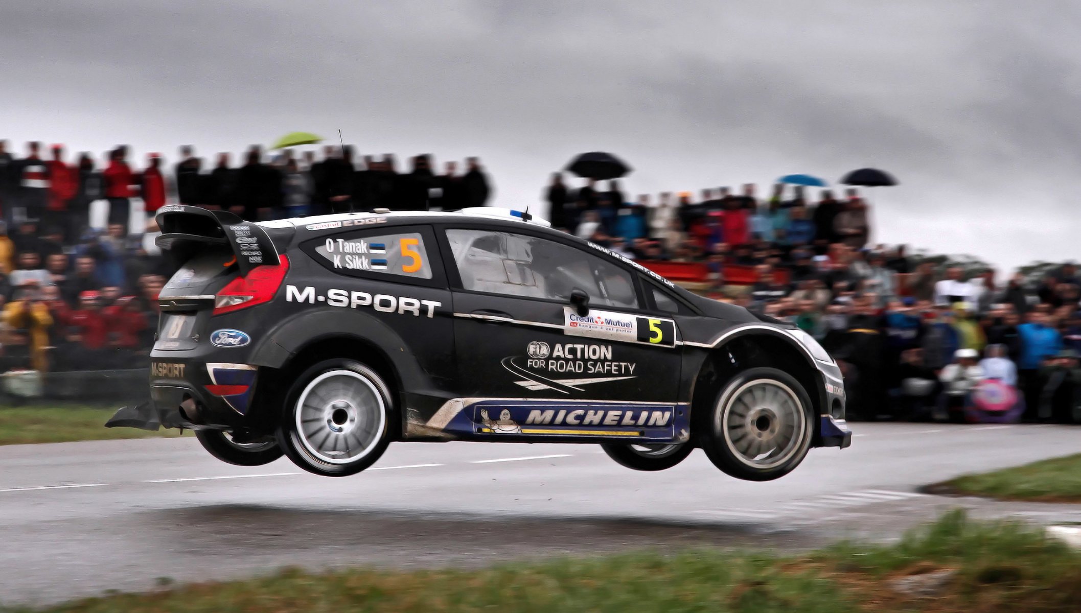 ford fiesta rallye wrc sport auto auto geschwindigkeit rennen menschen seitenansicht schwarz