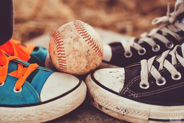 Imagen de Zapatillas con una pelota en la punta