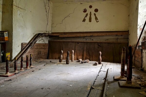 Bolos del tablero de la pared de los deportes de la sala