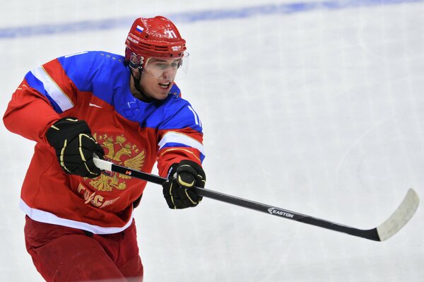 Evgeny Malkin joueur de hockey et athlète émérite