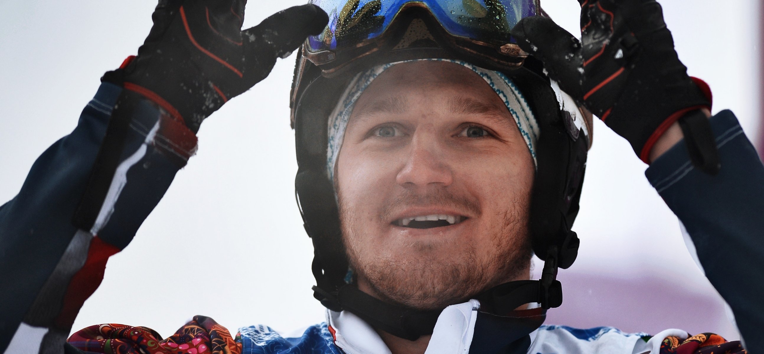 nikolai olyunin snowboarder smile sochi 2014 silver medalist olympic games snowboard cross russia