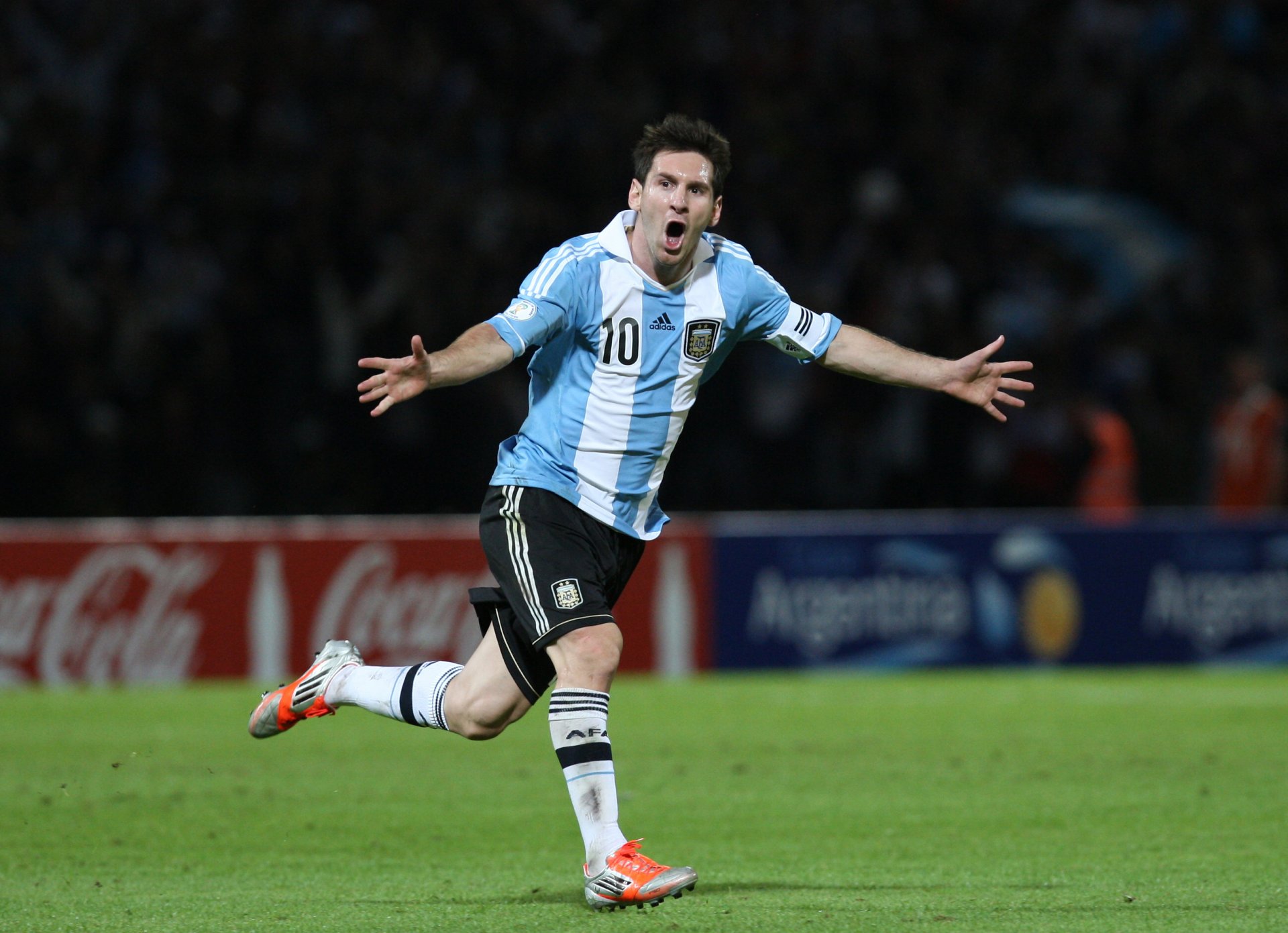 lionel messi argentina football leo messi bars striker team goal