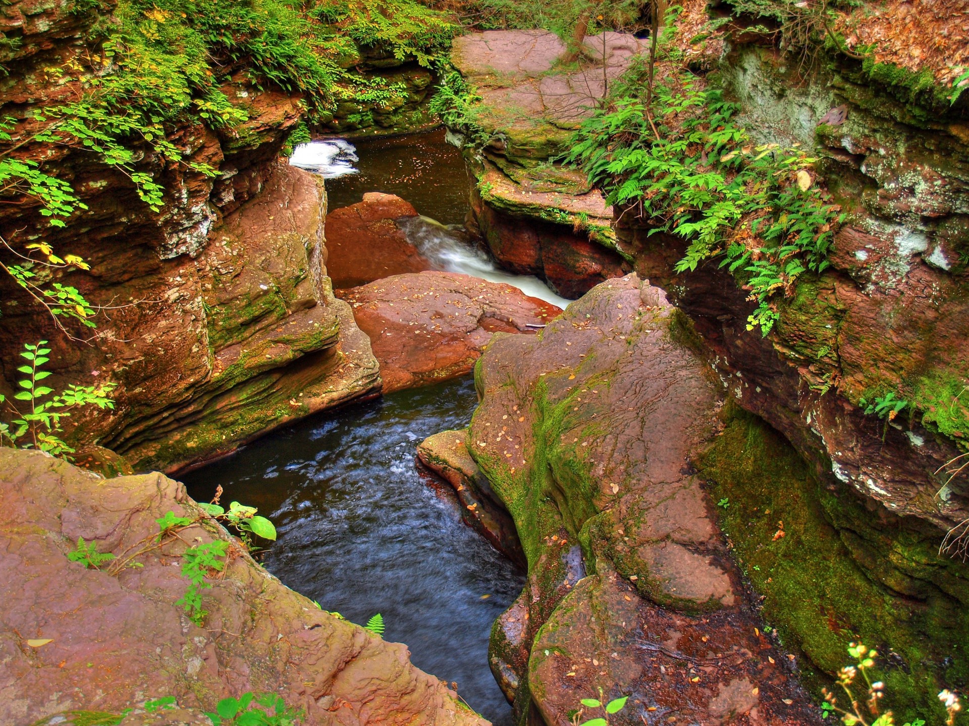 río rocas naturaleza