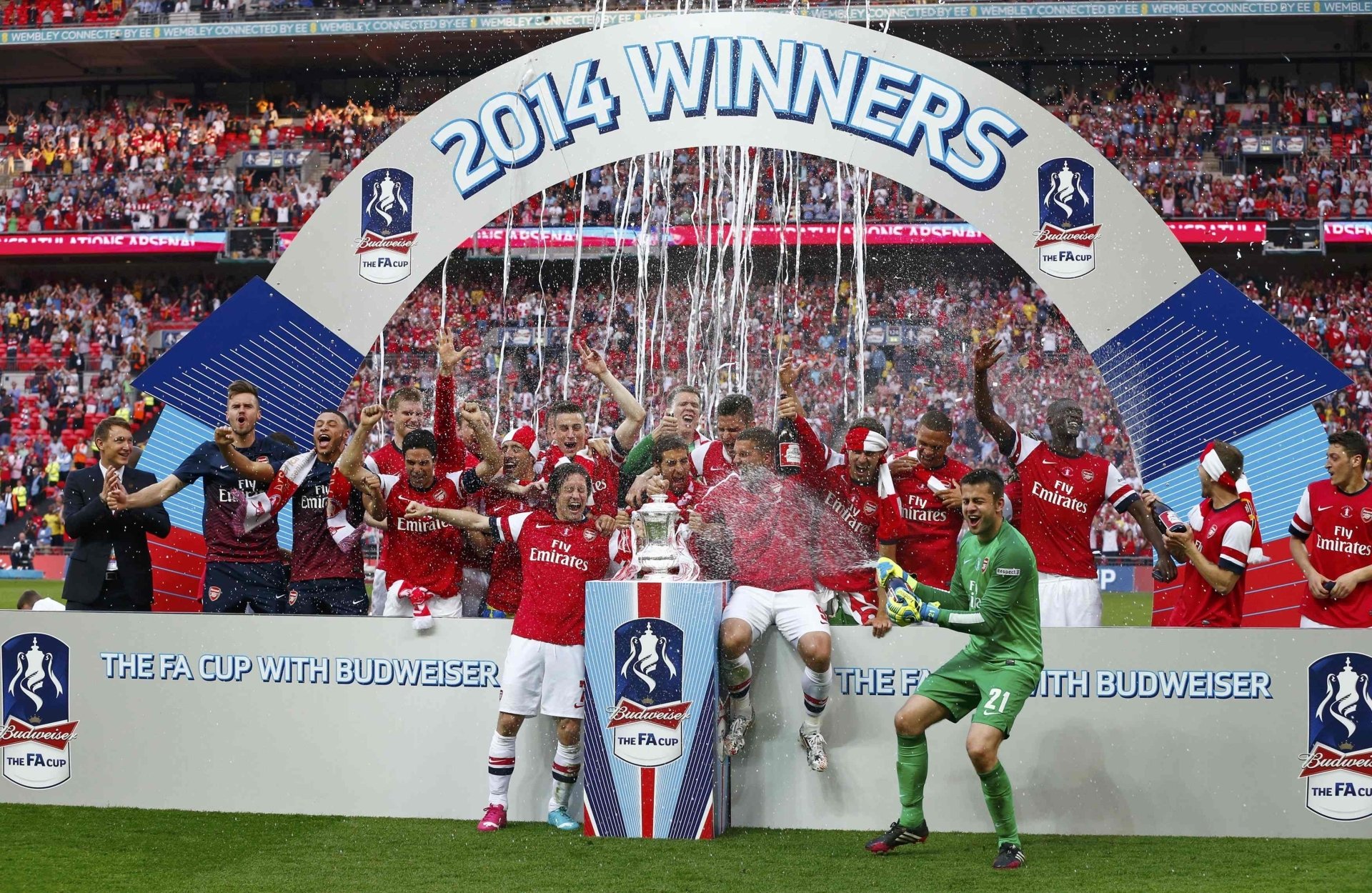 arsenal football club gunners fa cup victory stands background