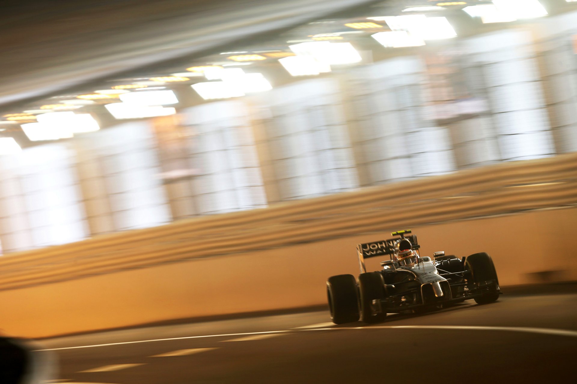 f1 corse motorsport formula 1 tunnel mclaren mercedes monaco