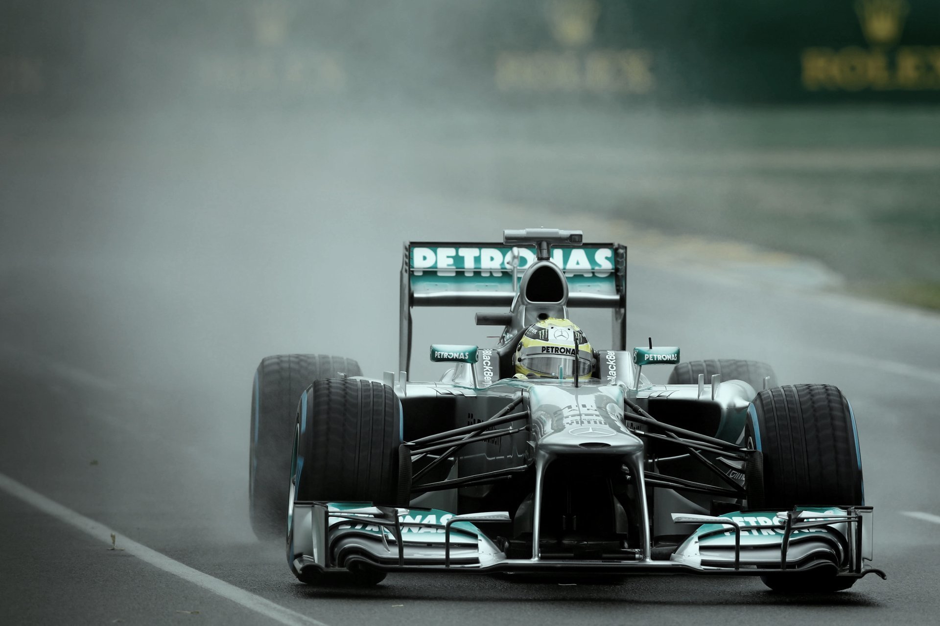 w04 deszcz f1 mercedes formuła 1