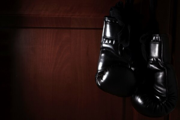 Guantes deportivos de cuero para boxeo