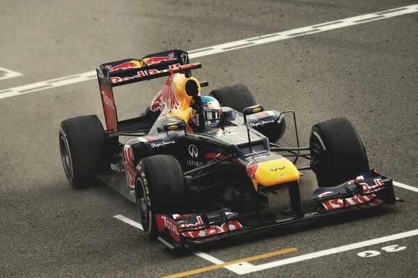 Formula 1 finish victory champion