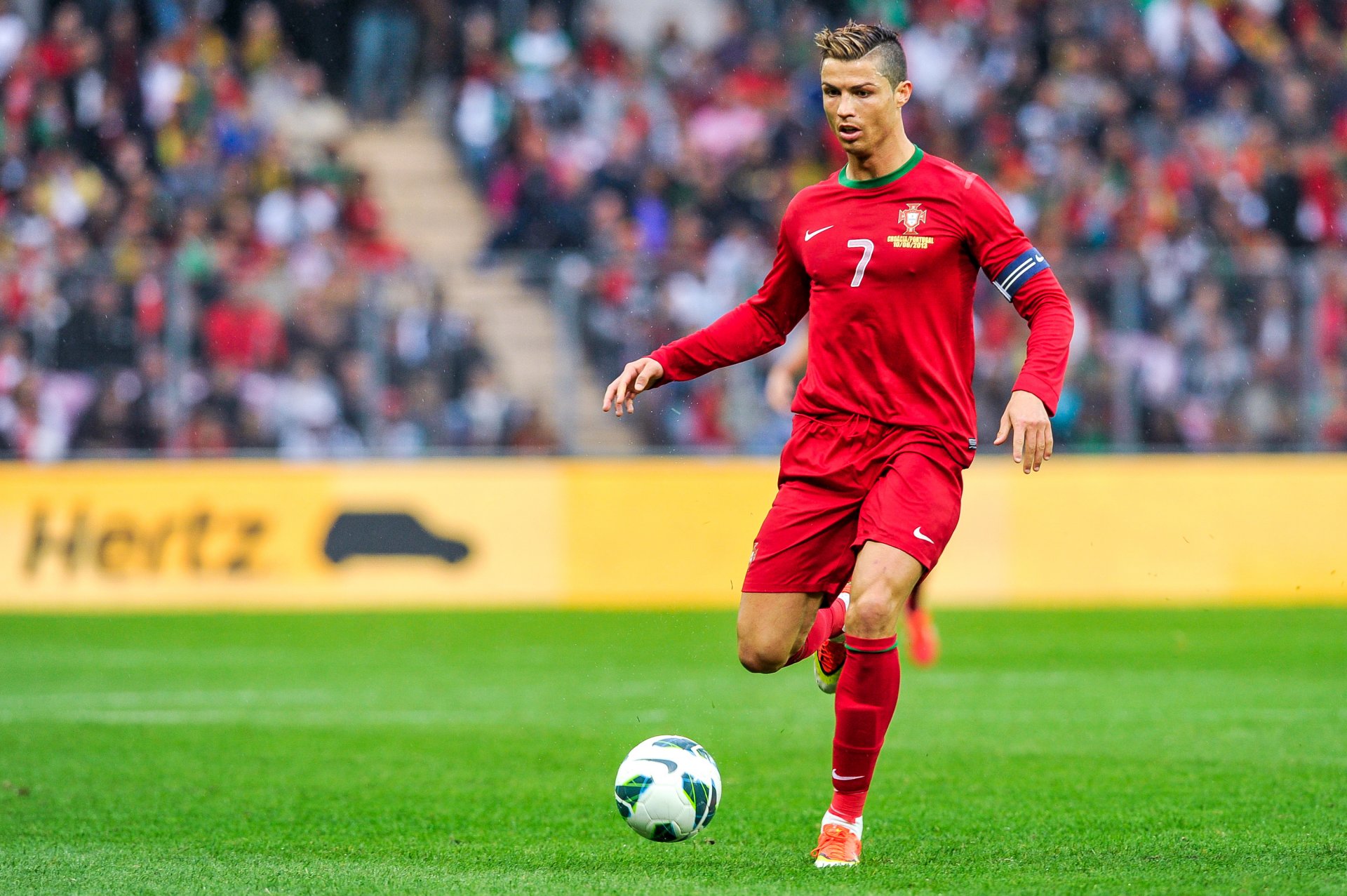 cristiano ronaldo ronaldo cristiano ronaldo ronaldo uniforme real madrid portugal futbolista jugador fútbol