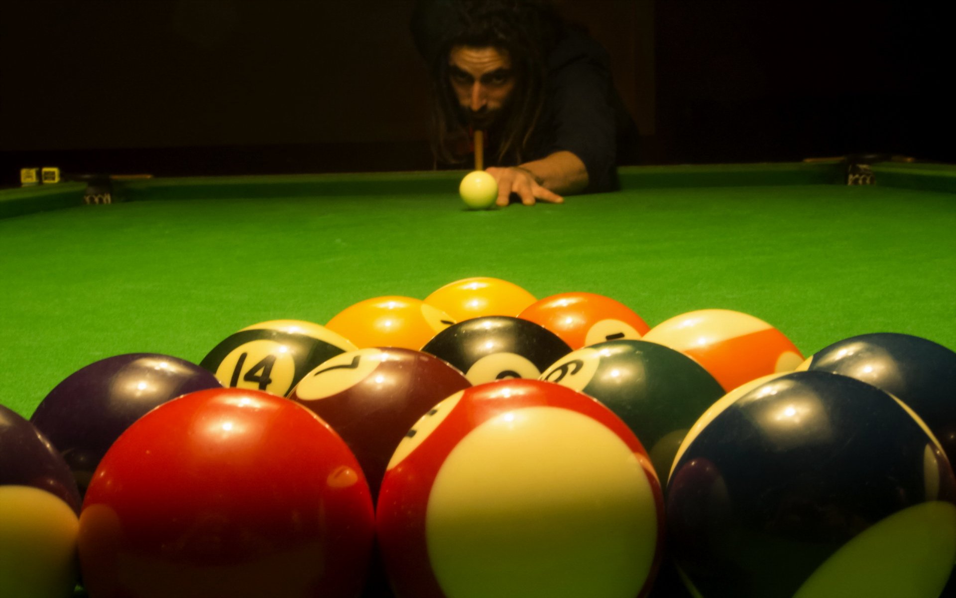 billiards colour balls snooker