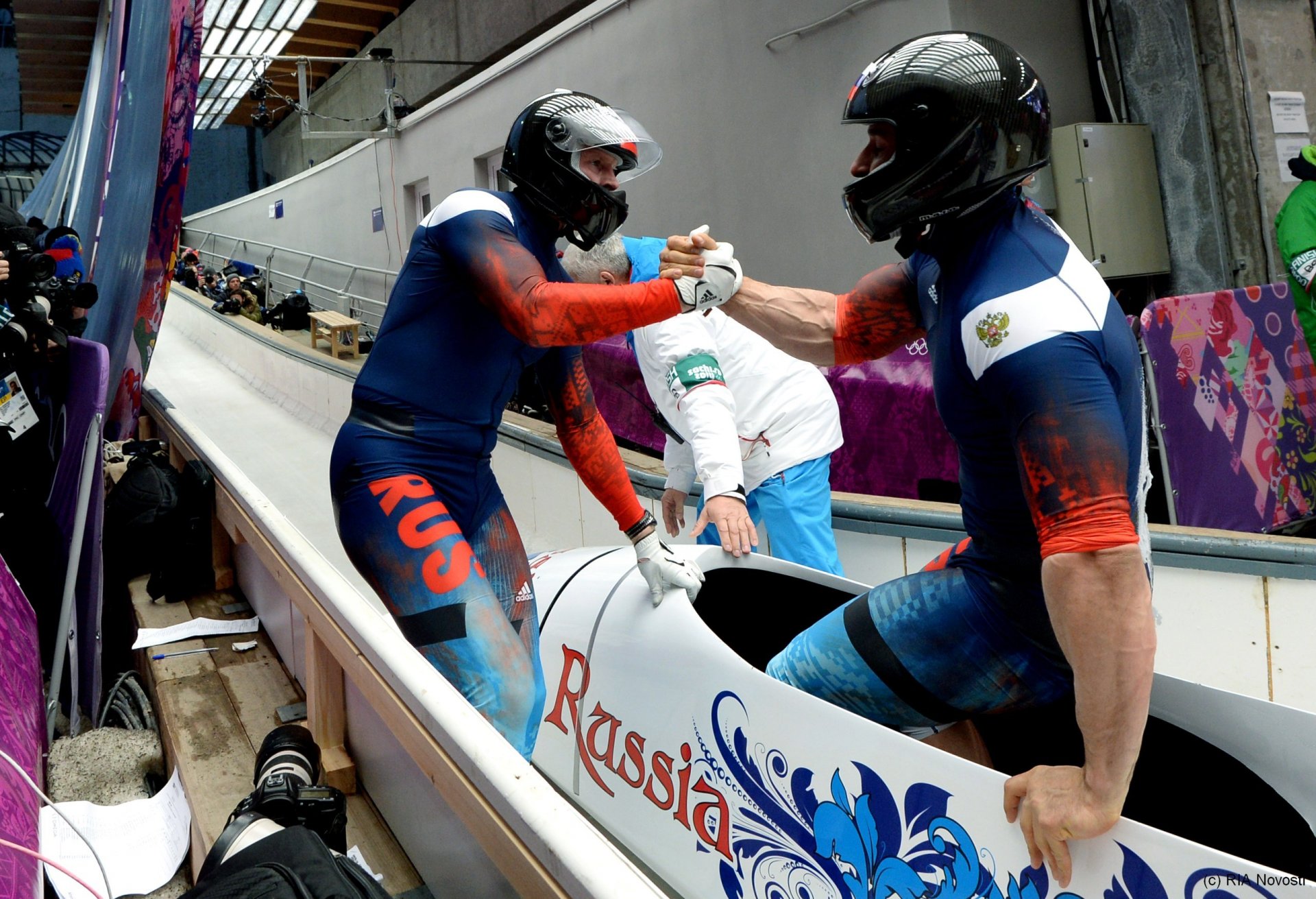 bobsleigh russie zubkov voevoda sotchi jeux olympiques 2014