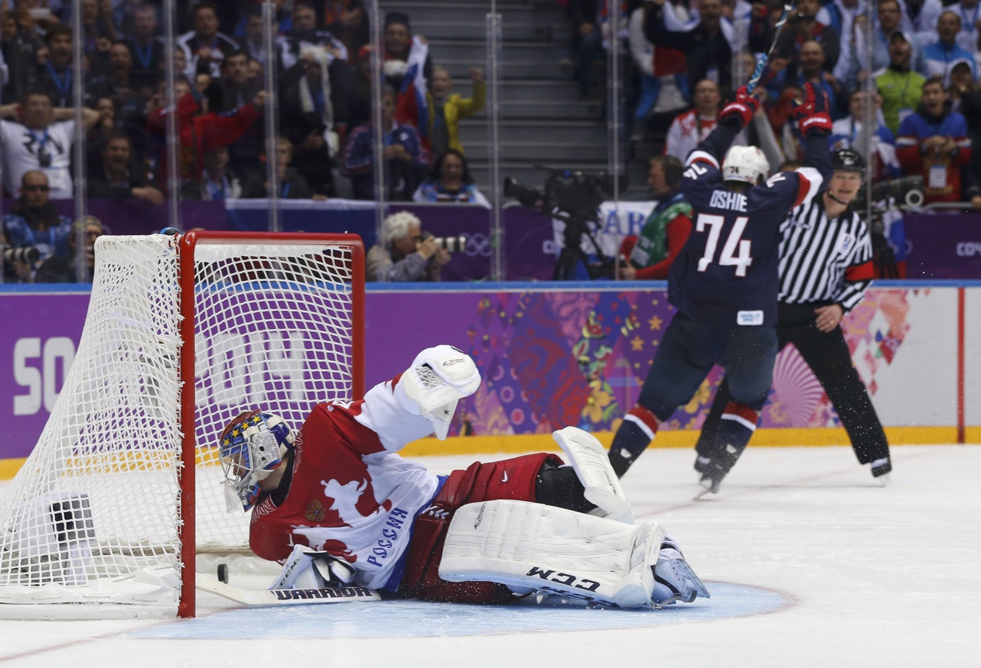 hockey sur glace tj oshie tj oshie xxii jeux olympiques d hiver jeux olympiques d hiver 2014 jeux olympiques d hiver 2014 russie sport