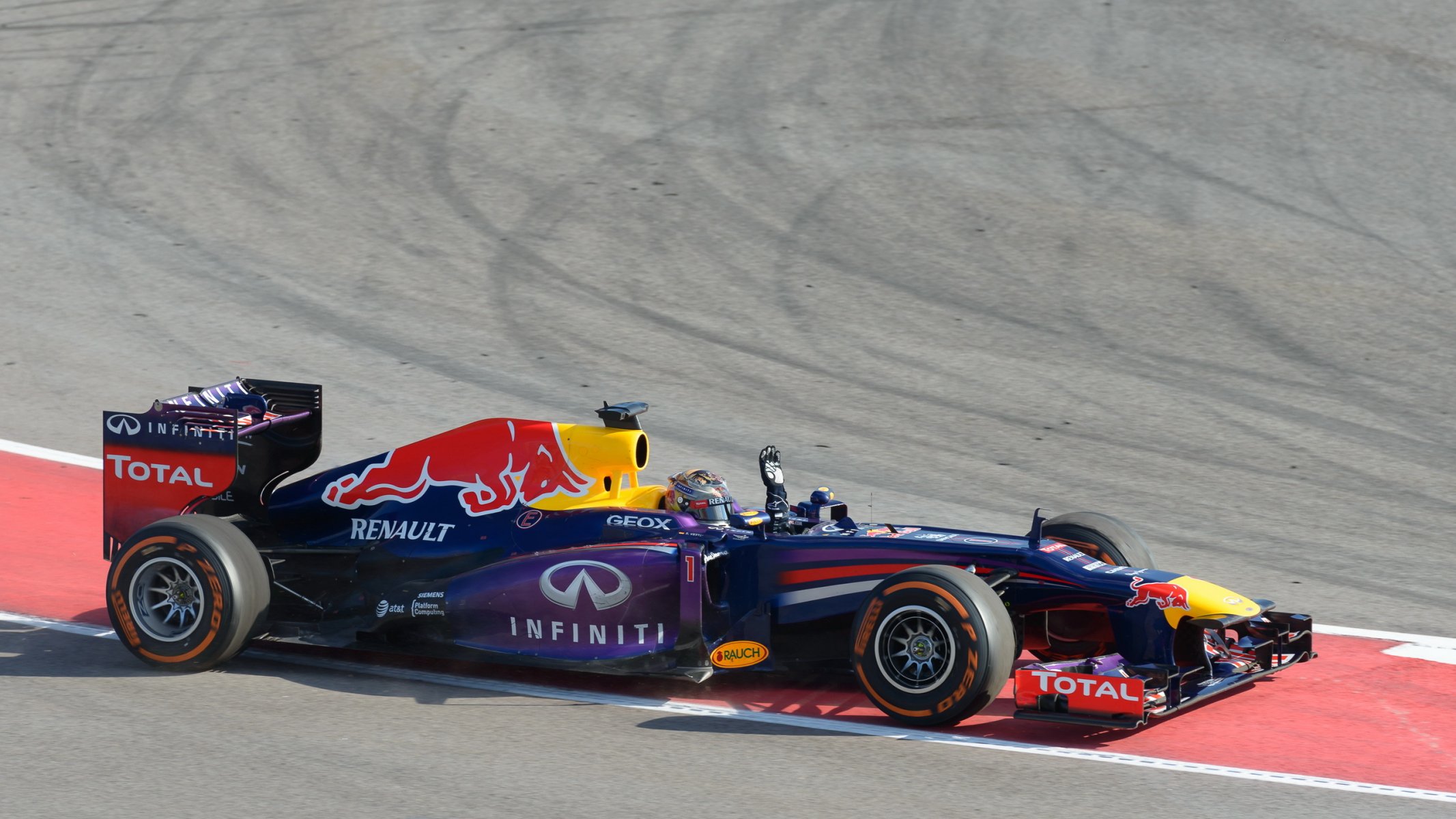 sebastian vettel f1 red bull renault