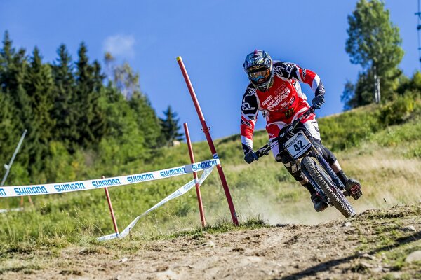 Sport-Radrennen Teilnehmer mit der Nummer 42