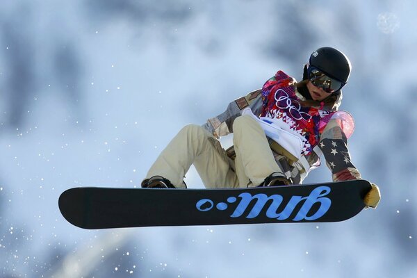 Snowboarder estadounidense Caitlin Farrington