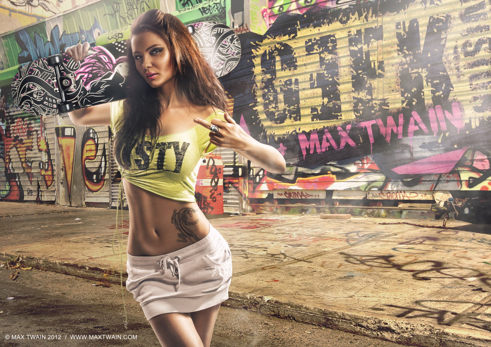 max twain ragazza strada graffiti skateboard gonna tatuaggio