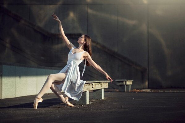 Malory de lenclos en la danza expresa sus sentimientos