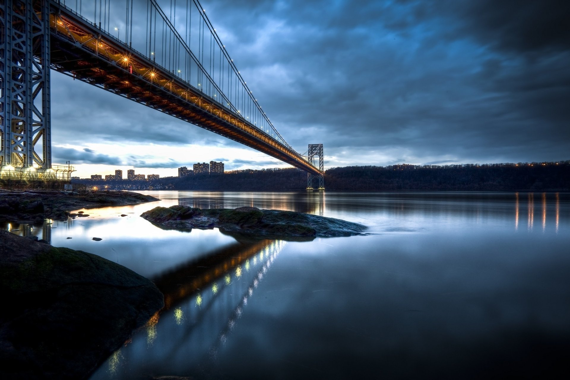 the hudson river manhattan new jersey the george washington bridge