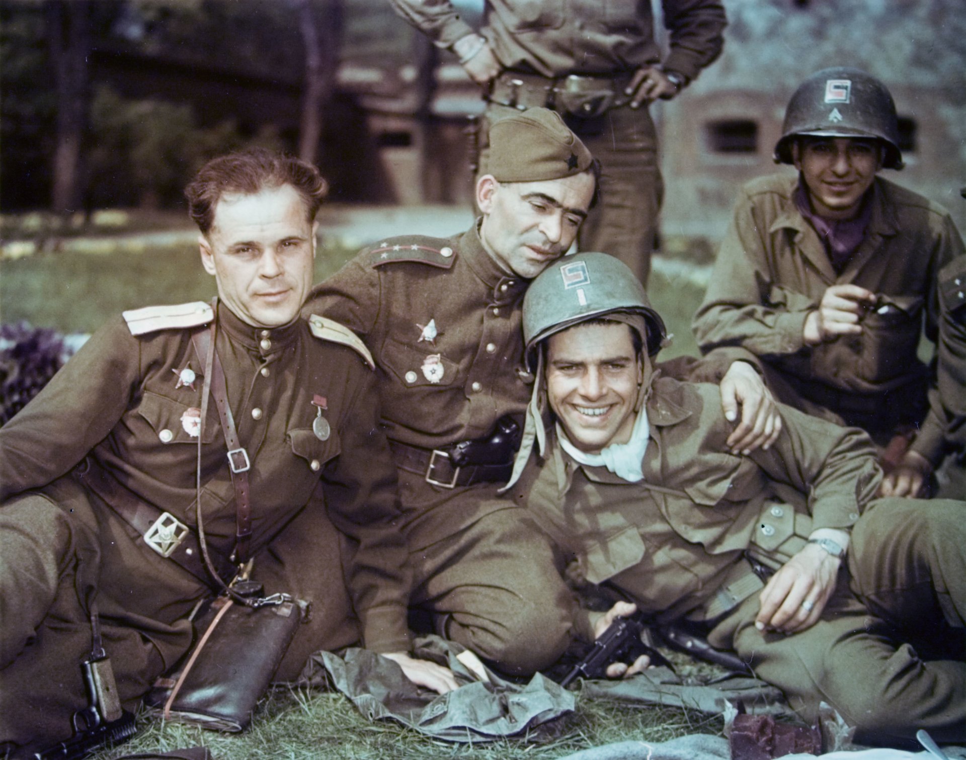 hommes soldats uniforme récompenses urss états-unis