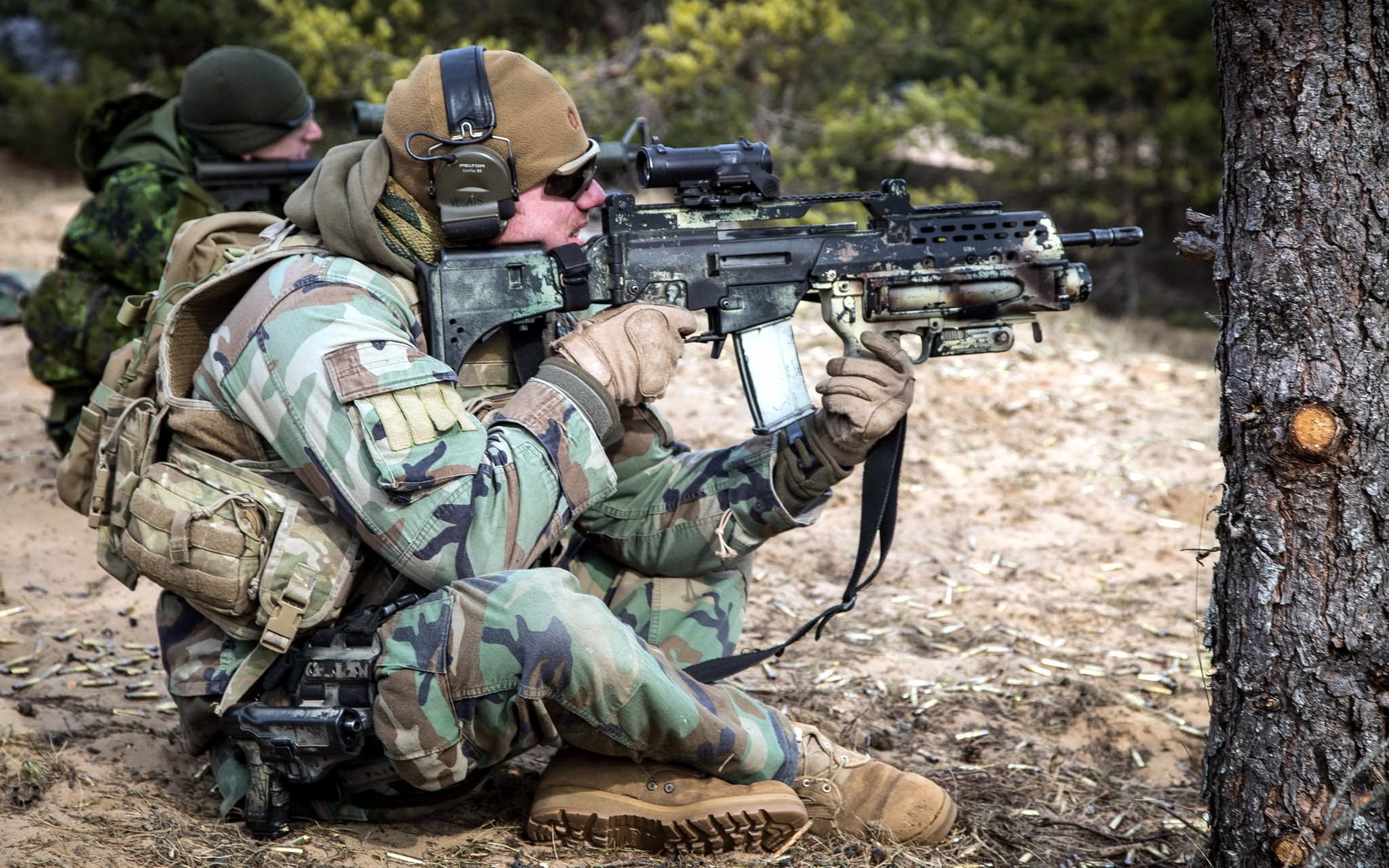 forces spéciales lettones soldats armes