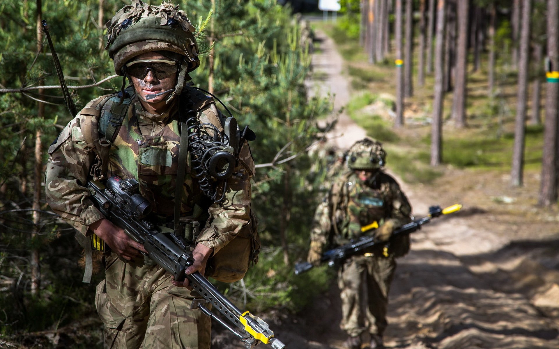 königliche gurkha gewehre soldaten waffen