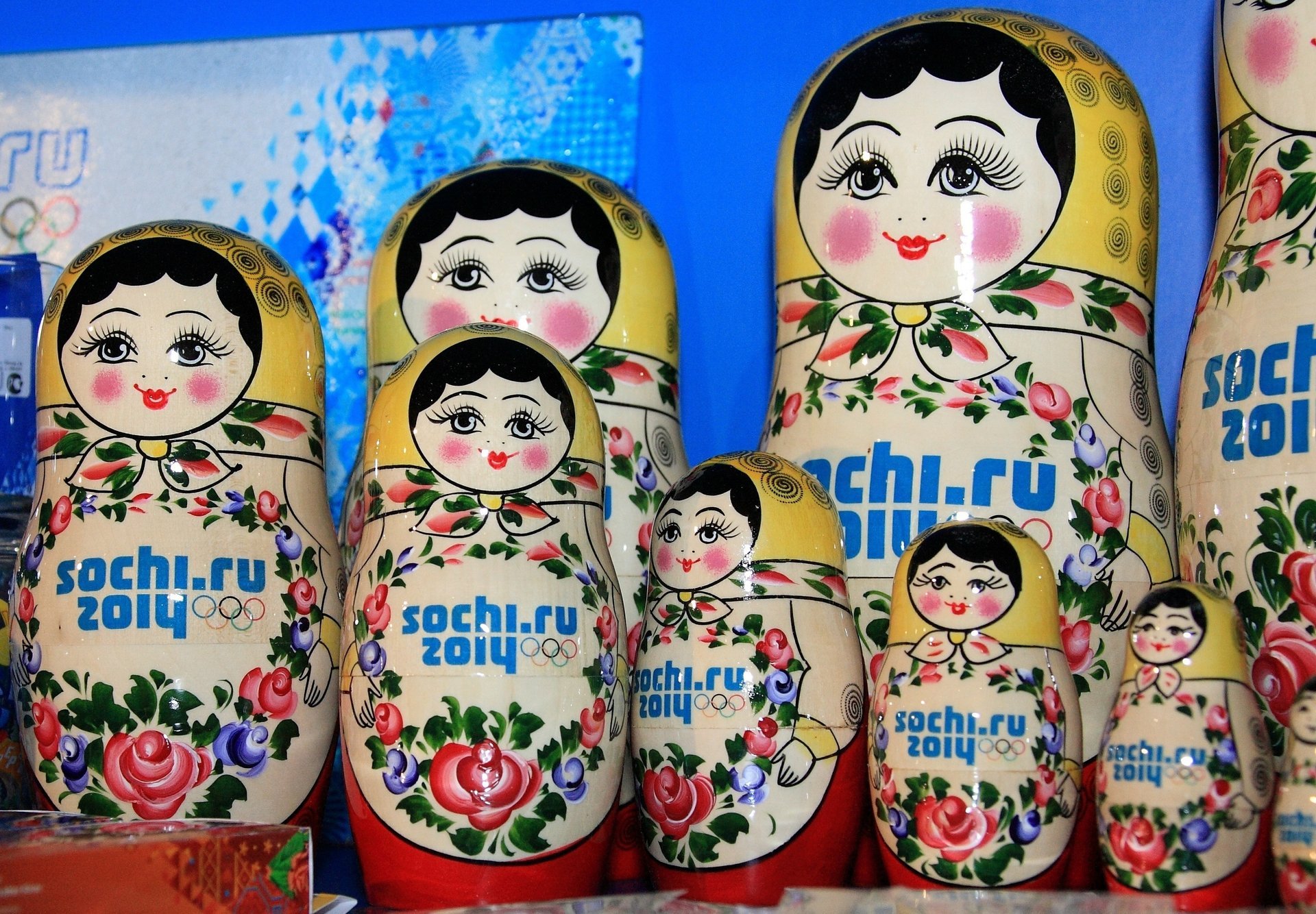 ochi 2014 olympic souvenirs matryoshka dolls sochi 2014