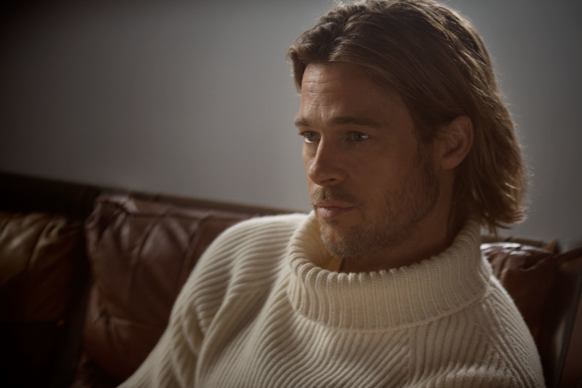 brad pitt brad pitt actor blonde sweater sofa