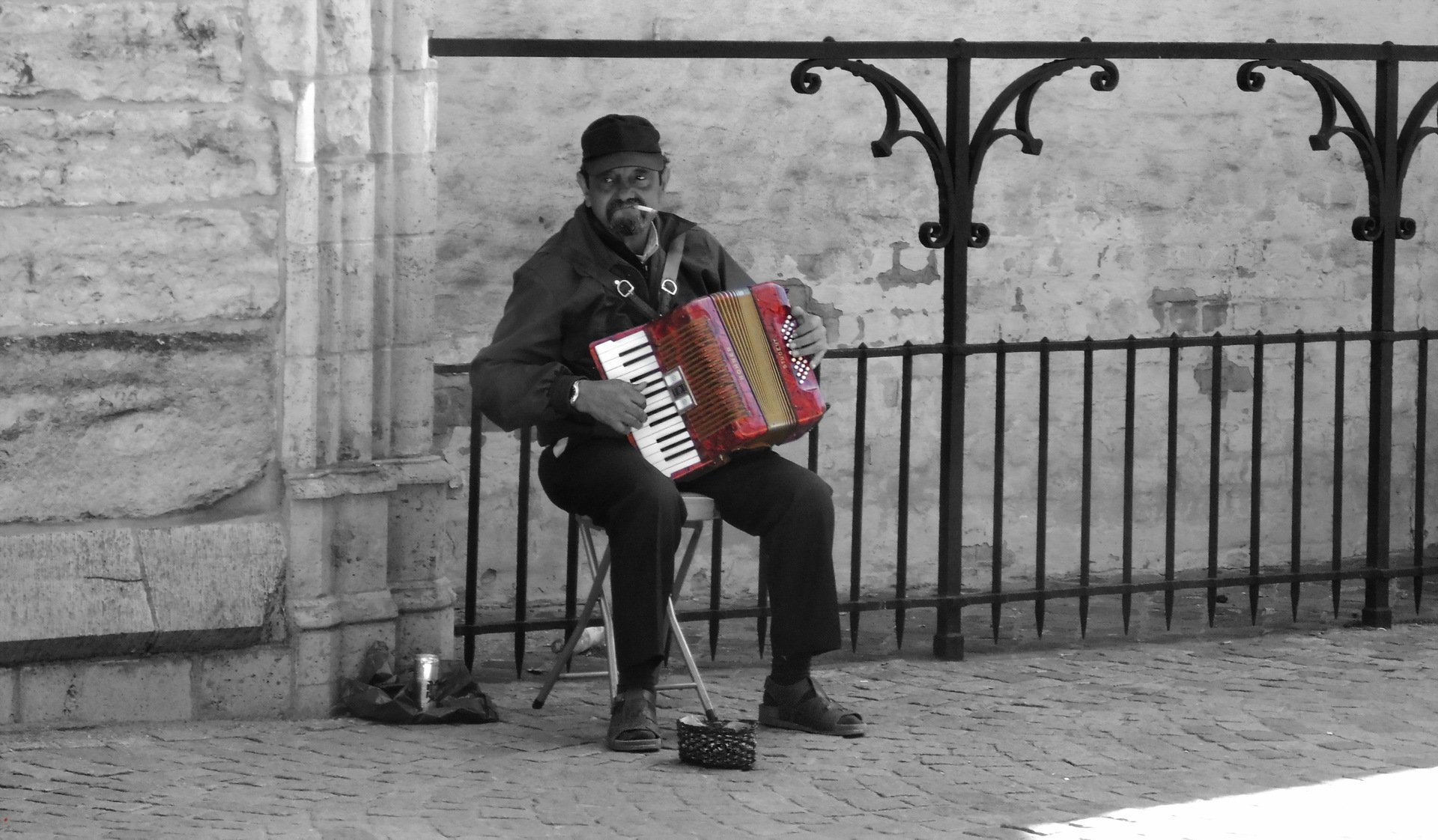 músico acordeón calle