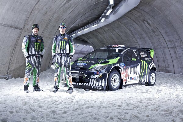 Piloti di rally Alex gelsomino e Ken Block