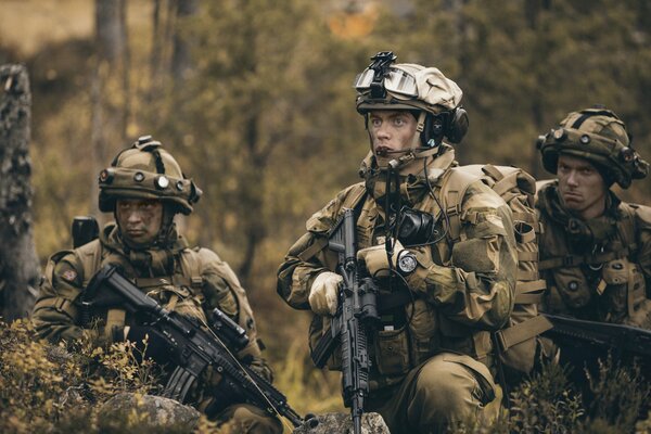 Norwegische Armee und bewaffnete Soldaten